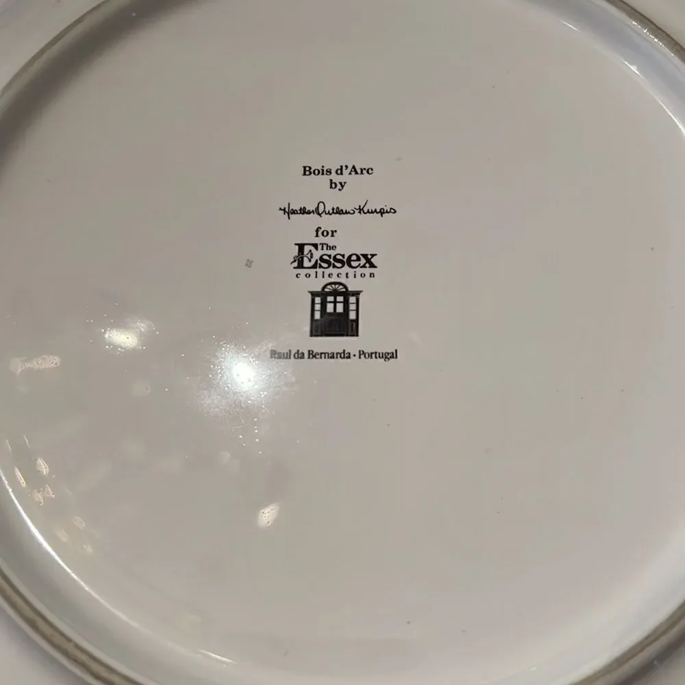 Bois d’Are for the Essex collection 2 plates 1 bowl  no chips or cracks EUC